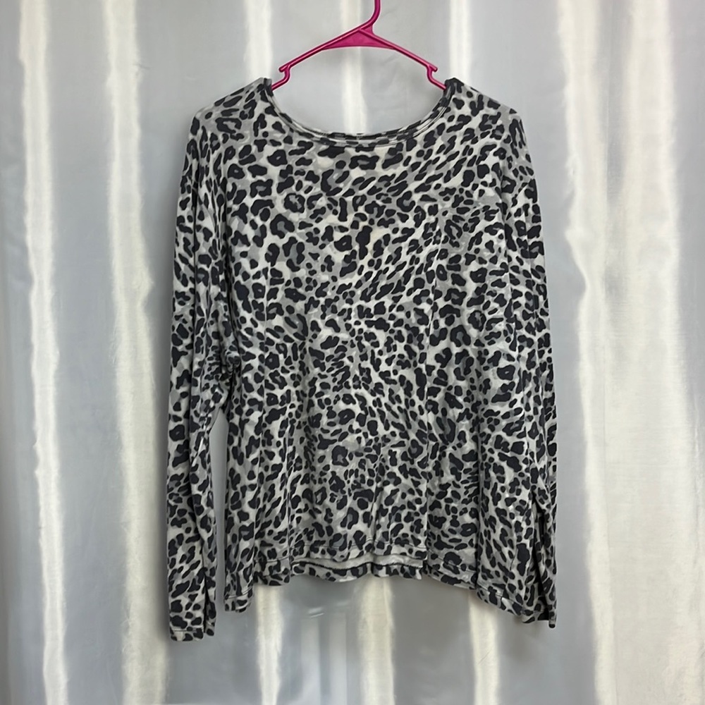 Jones New York Sport women’s top.  New but no tags